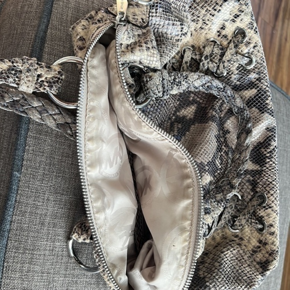 Michael Kors Purse - Picture 7 of 13